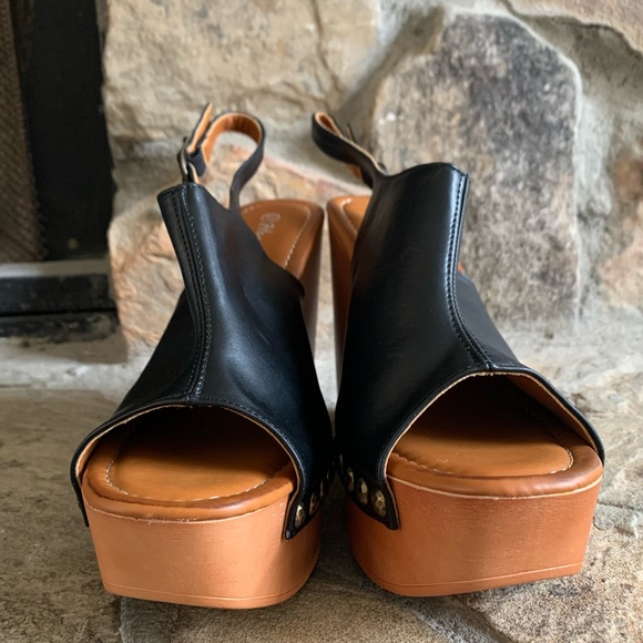 Black Wedges - Picture 2 of 4